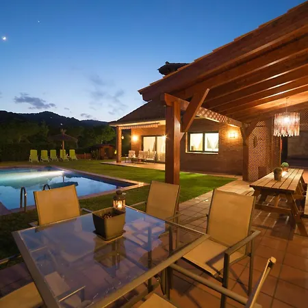 Fantastic House With Jacuzzy Ideal For Families Sant Andreu de Llavaneres